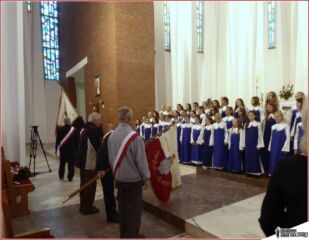 Msza św. w Bazylice Konkatedralnej MBKP w Stalowej Woli. (fot. Antoni Kolano)