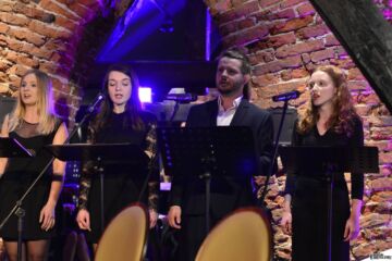 Nadsańska Orkiestra Kameralna (fot. Roksana Bąk/www.mdkstalowawola.pl)