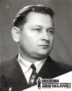 25 grudnia 1924 r. urodził się kpt. Józef Jasiński ps. „Zenit” – dowódca wywiadu i kontrwywiadu XI Dywizji Strzelców Karpackich AK