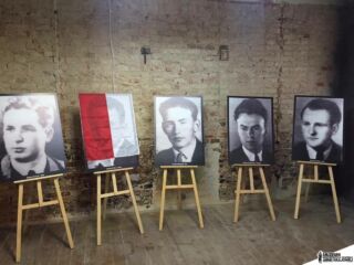 ©2016 Fundacja „Kedyw"