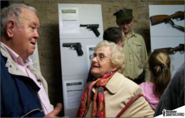 Od lewej Mieczysław Paterek syn Henryka Paterka ps. "Lew" i Maria Rehorowska historyk, regionalista.